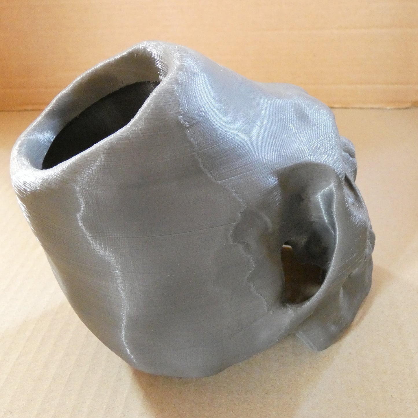 Couvercle tête de mort pour godet de peinture SATA 600ml