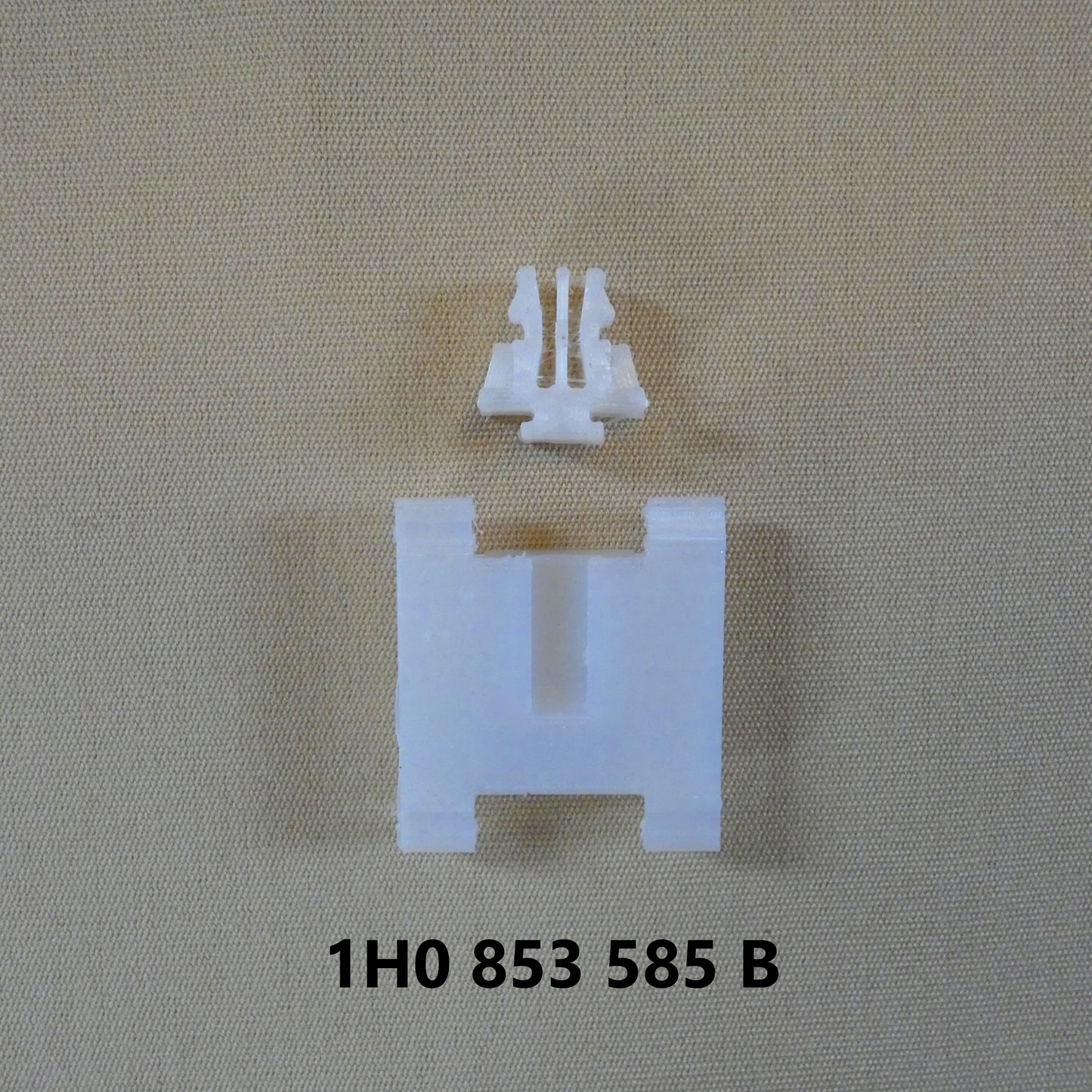 Agrafes et embouts pour moulures latérales de carrosserie 1H0853585 / 1H0853585B (STL)