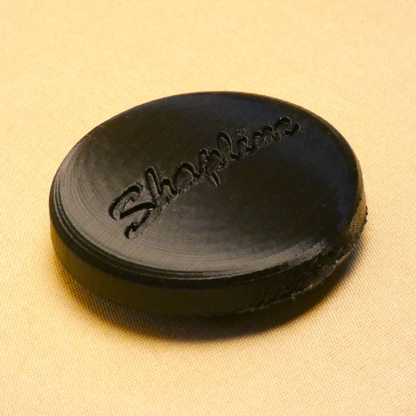 Capuchon de centre de roue badgé Shapline 70mm (STL)