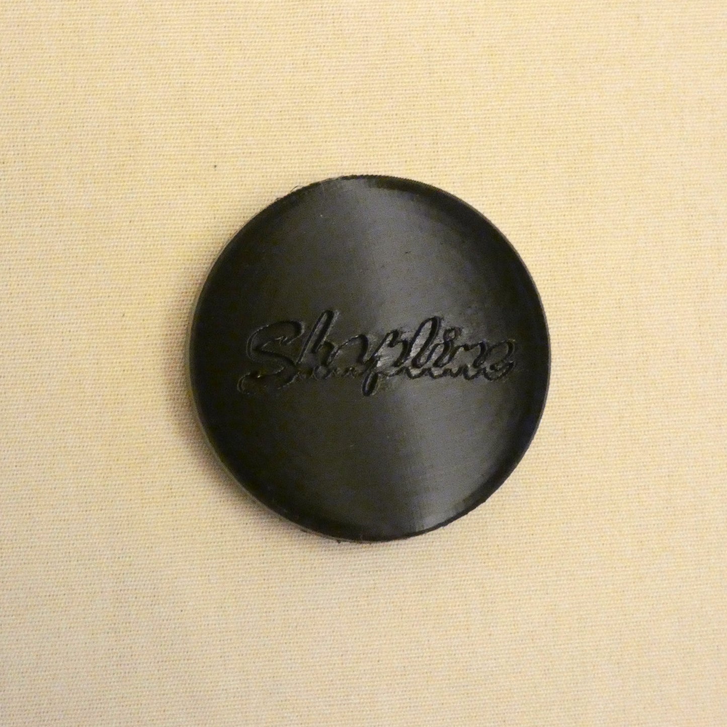 Capuchon de centre de roue badgé Shapline 70mm (STL)