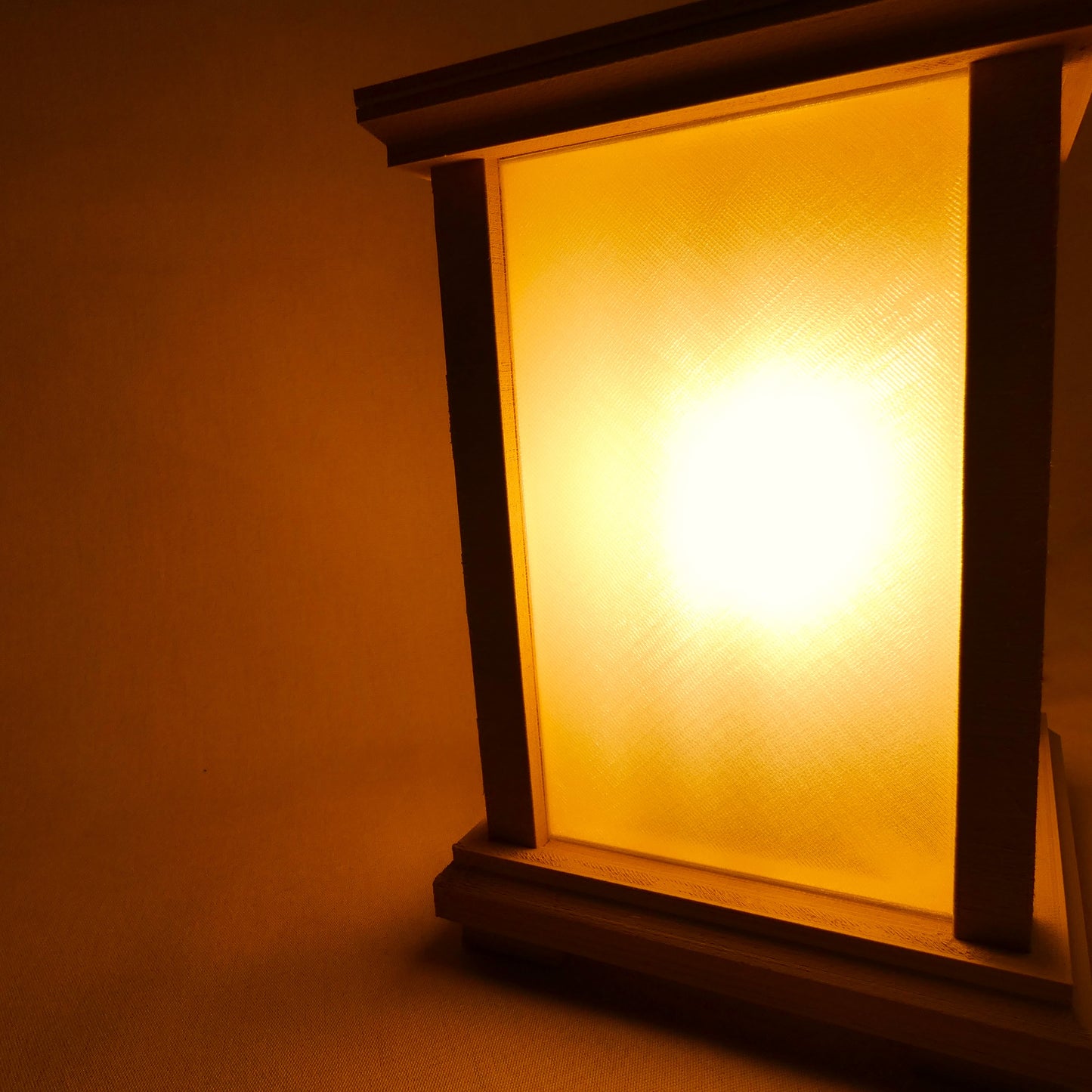 Lampe d'intérieur Shapline multi-ambiances (STL)