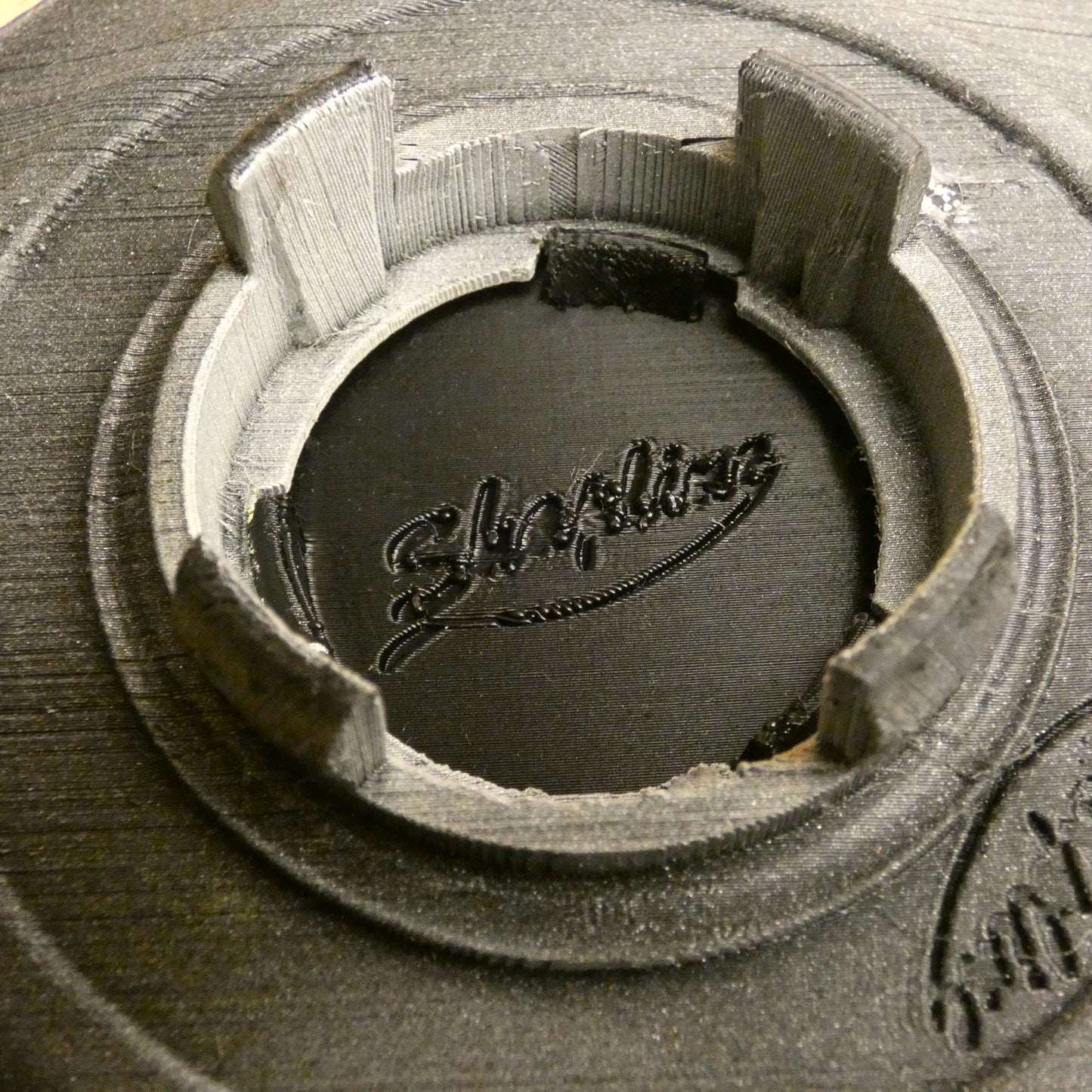 Capuchon de centre de roue badgé Shapline 70mm (STL)