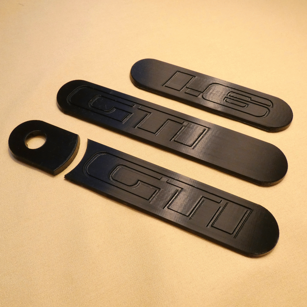 Garnitures de custode d'aile arrière Peugeot 205 1.6 GTI shapline